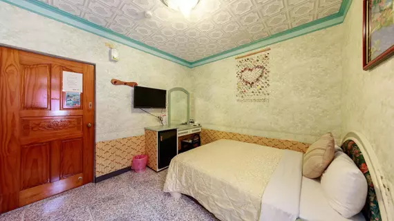 Hua Hung Guest House | Pingtung İlçesi - Hengchun - Eluan - Yelken Kayası Plajı