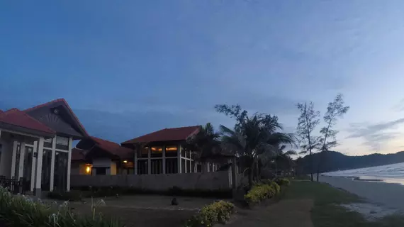 Sabah Beach Villas and Suites | Sabah - Kota Kinabalu (ve civarı) - Kota Kinabalu