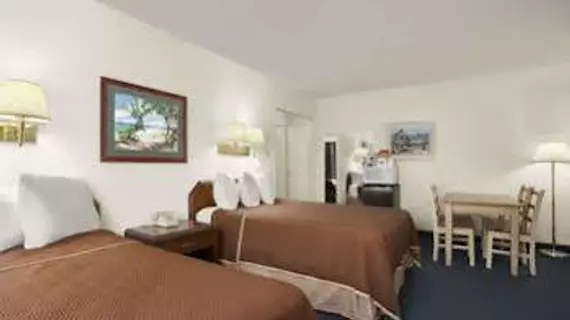 La Jolla Beach Travelodge | Kaliforniya - San Diego County - San Diego Sahili