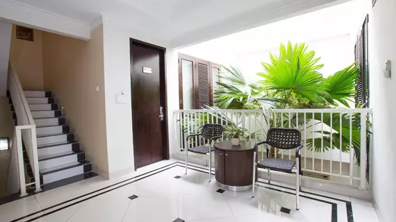 RedDoorz Plus near Pondok Indah Mall | West Java - Cakarta (ve civarı) - Cakarta