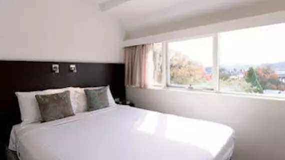 St Ives Motel Apartments | Tazmanya - Hobart (ve civarı) - Hobart - Hobart Merkezi İş Bölgesi