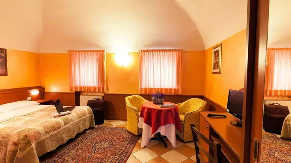 Hotel Antica Fonte | Lombardy - Brescia (il) - Brescia (ve civarı) - Brescia - Fornaci