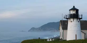 HI - Point Montara Lighthouse Hostel