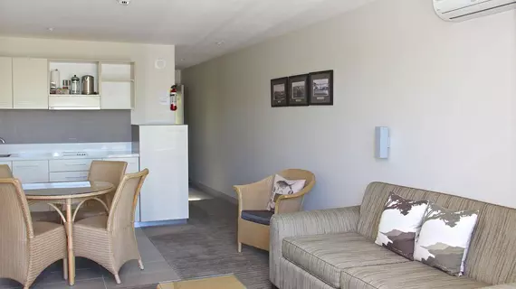 Hananui Lodge and Apartments | Northland - Far North District - Russell