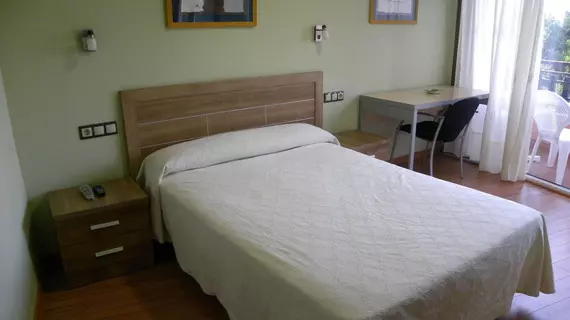 Hostal Solymar | Galicia - La Coruna (vilayet) - Muros