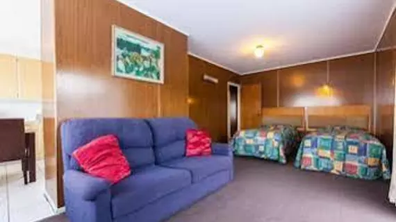 Sunset Lodge Motel | Auckland Bölgesi - Auckland (ve civarı) - Te Atatu South