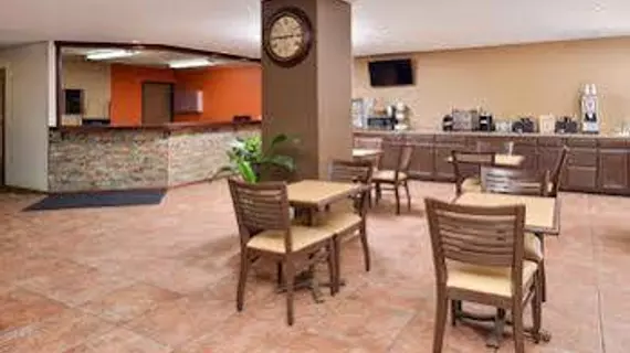 Americas Best Value Inn and Suites Cheyenne | Wyoming - Cheyenne (ve civarı) - Cheyenne