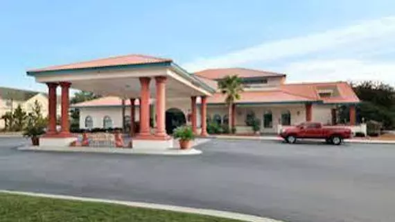 Days Inn And Suites Savannah Gateway/I-95 And 204 | Georgia - Savannah (ve civarı) - Savana