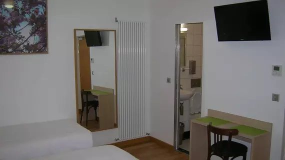 Hotel Darcet | Ile-de-France - Paris - 17th Arrondissement - Batignolles