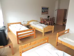 City Inn | Berlin (ve civarı) - Tempelhof-Schoeneberg - Diplomatic Quarter - Schoeneberg