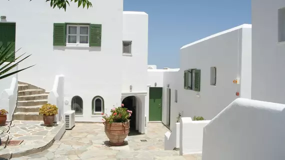 Adonis Hotel & Apartments | Ege Adaları - Paros