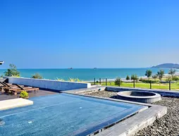 Sanctuary Hua Hin | Prachuap Khiri Khan (ili) - Hua Hin (ve civarı) - Hua Hin - Khao Takiab