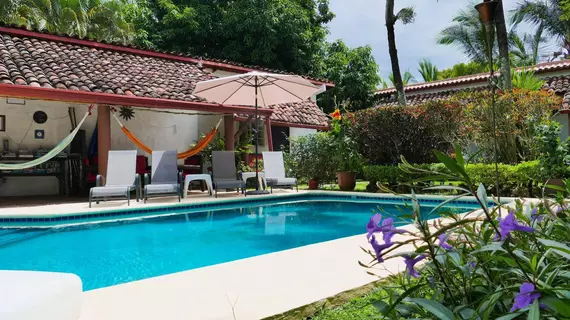 Villa Botero By Casa Mojito Bed and Breakfast | Cocle - Rio Hato - Santa Clara