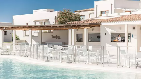 Grande Baia Resort Hotel and Residence | Sardinya - Sassari - San Teodoro