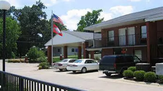 Americas Best Value Inn & Suites Sheridan | Arkansas - Sheridan