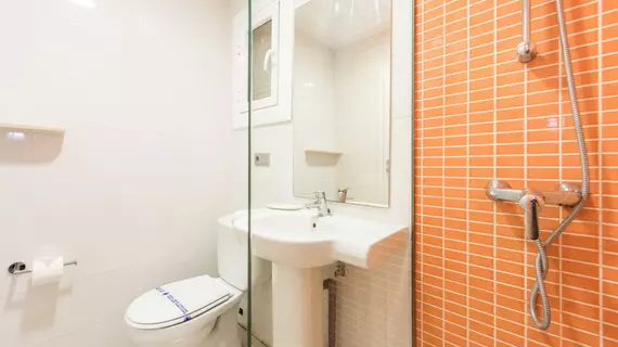 Apartamentos Atlantida | Valencia Bölgesi - Alicante (vilayet) - Marina Baja - Benidorm