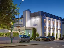 Hotel Blauer Karpfen | Bavyera - Münih (ve civarı) - Oberschleissheim