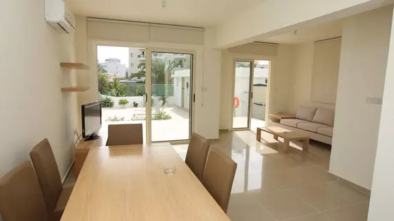 Athena Beach Villa | Kıbrıs - Mağusa