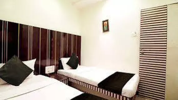 Apple Suites | Maharaştra - Raigad - Bombay (ve civarı) - Bombay - Malad - Batı Banliyöleri