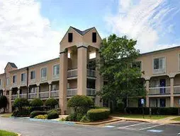 Norcross Inn and Suites | Georgia - Atlanta (ve civarı) - Norcross