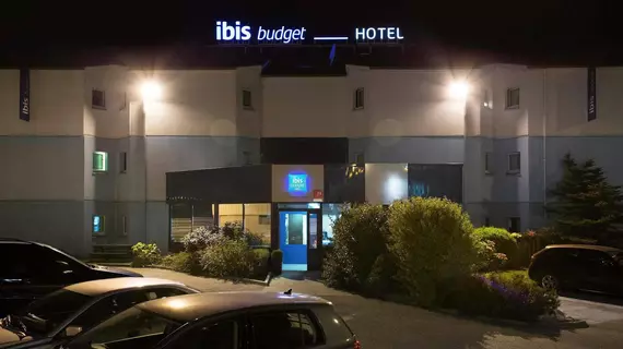 ibis budget Chambéry Sud Challes Les Eaux | Auvergne-Rhone-Alpes - Savoie (bölge) - Aix-les-Bains (ve civarı) - Challes-les-Eaux