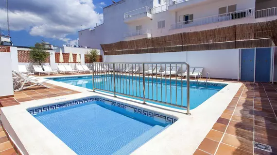 Hostal Torres | Balearic Adaları - İbiza Adası - Sant Antoni de Portmany