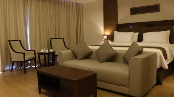 Java Palace Hotel | West Java - Cakarta (ve civarı) - Cikarang