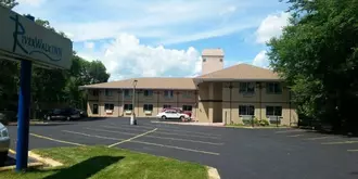 Riverwalk Inn and Suites