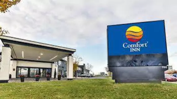 Comfort Inn Montreal Airport | Quebec - Montreal (ve civarı) - Pointe Claire