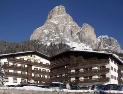 Hotel Miramonti Corvara | Trentino-Alto Adige - Güney Tirol (il) - Corvara in Badia