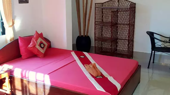 Schein Guesthouse & Restaurant | Siem Reap (ili) - Siem Reap