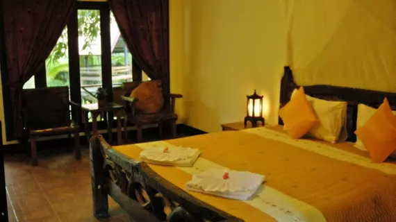 Kata Country House | Phuket (ve civarı) - Karon - Kata Plajı