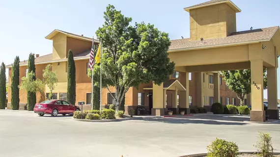 Legacy Inn and Suites Artesia | New Mexico - Carlsbad (ve civarı) - Artesia