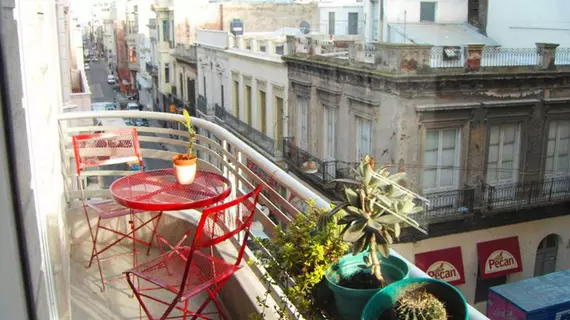 Casa Sarandi Guesthouse | Montevideo - Ciudad Vieja