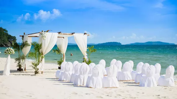 White Boutique | Koh Kong - Sihanoukville (ve civarı) - Sihanoukville - Mittakpheap