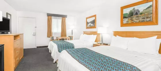 Days Inn Jefferson | Kuzey Karolayna - Boone (ve civarı) - Jefferson