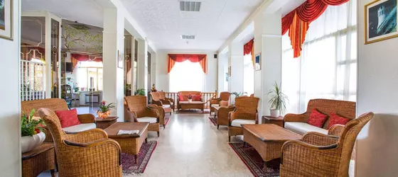 Hotel Delfino | Marche - Ancona (vilayet) - Senigallia