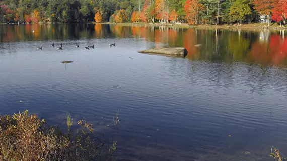 Alamoosook Lakeside Inn | Maine - Bangor (ve civarı) - Orland