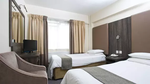 Hotel Lily | Londra (ve civarı) - Batı Londra