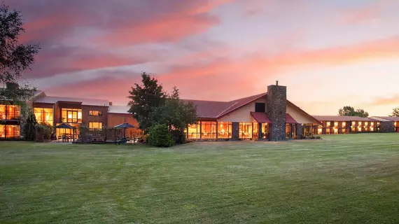 MacKenzie Country Hotel | Canterbury - Twizel