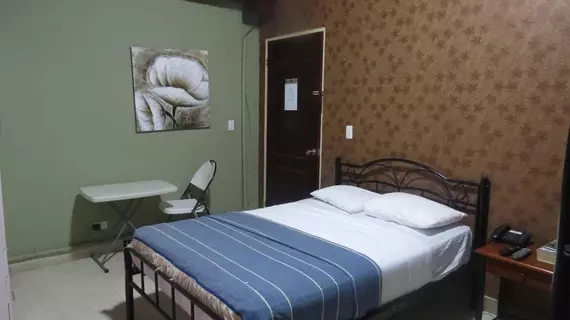 Hostal Cocos Inn | Panama (ili) - Panama - Bella Vista - Obarrio