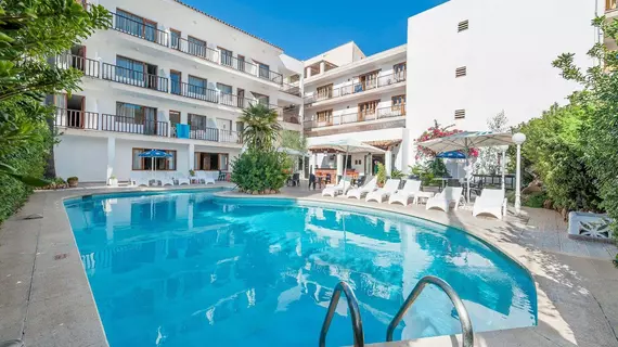 Hostal Casa Bauza | Balearic Adaları - Mayorka Adası - Capdepera - Cala Ratjada