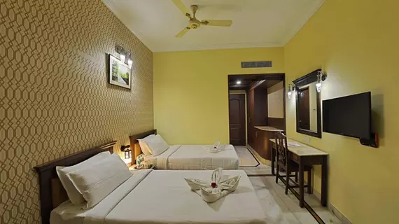 Raj Palace | Tamil Nadu - Tiruvallur - Chennai (ve civarı) - Chennai - T Nagar