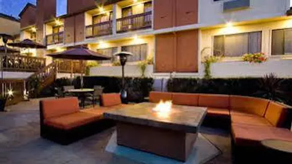 Mariposa Inn & Suites | Kaliforniya - Monterey (ve civarı) - Monterey