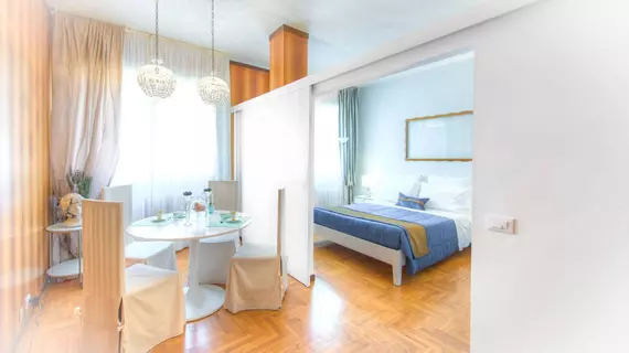 Liberty B&B | Lombardy - Bergamo - Bergamo (ve civarı) - Bergamo - Citta Bassa