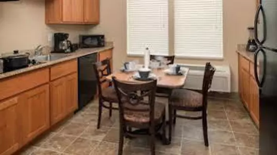 Red Lion Inn & Suites - Kennewick | Washington - Tri-Cities (ve civarı) - Kennewick