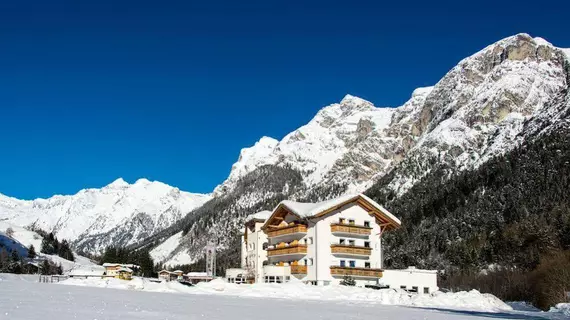 Hotel Alpin | Trentino-Alto Adige - Güney Tirol (il) - Brennero