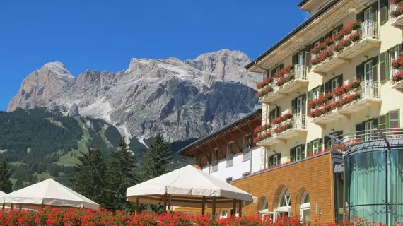 Grand Hotel Savoia | Veneto - Belluno (vilayet) - Cortina d'Ampezzo - Cortina d'Ampezzo Tarihi Merkezi