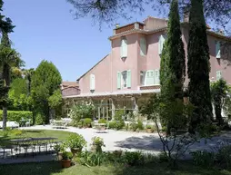 Le Domaine de Saint Veran | Provence - Alpes - Cote d'Azur - Bouches-du-Rhone (bölge) - St.-Remy-de-Provence (ve civarı) - Orgon