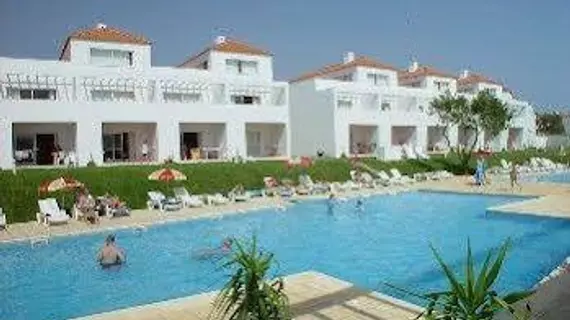 Apartamentos Turísticos Pateo Village | Algarve - Faro Bölgesi - Albufeira - Vale de Santa Maria